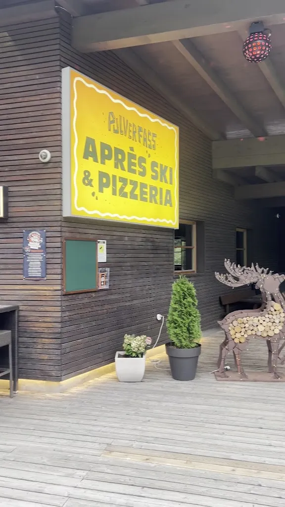 Pulverfass Apres Ski Pizzeria_Campo Tures_slider_image_2