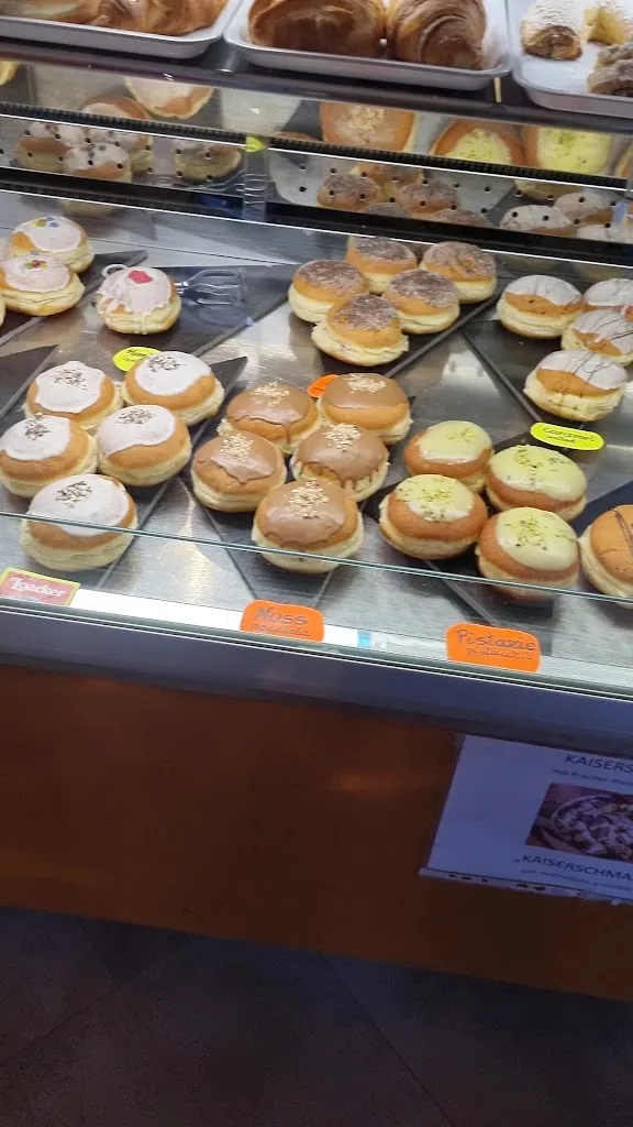 Konditorei Cafè Eisdiele Snack Bar Röck_Campo Tures_slider_image_2