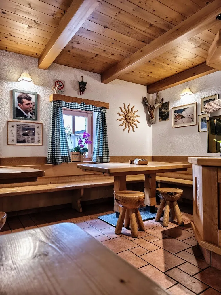 Bar Ristorante Passo Manghen_Castello Molina di Fiemme_slider_image_1