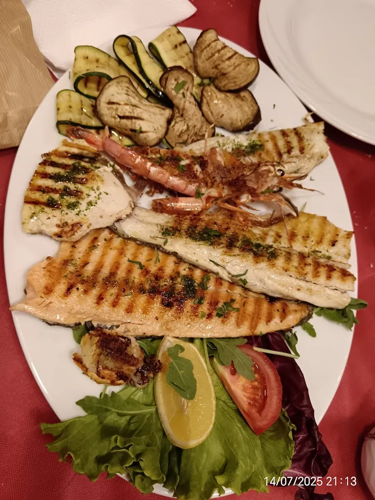 sintia da silva_Bar Ristorante Pizzeria Da Pezza_Castello Tesino_recensione