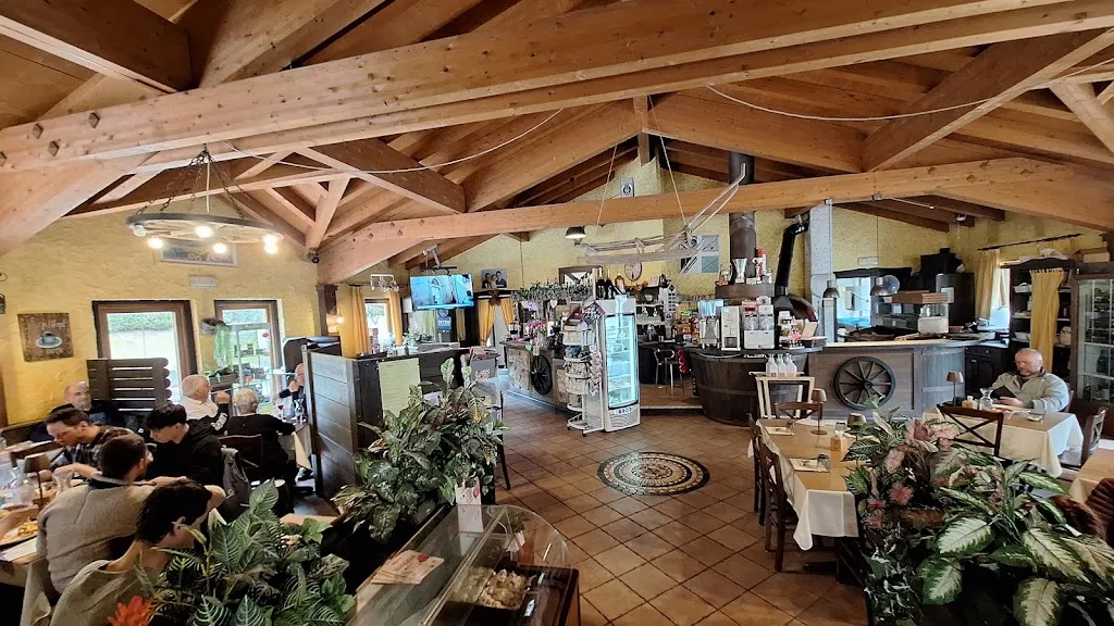 Ristorante del campeggio_Castello Tesino_slider_image_3