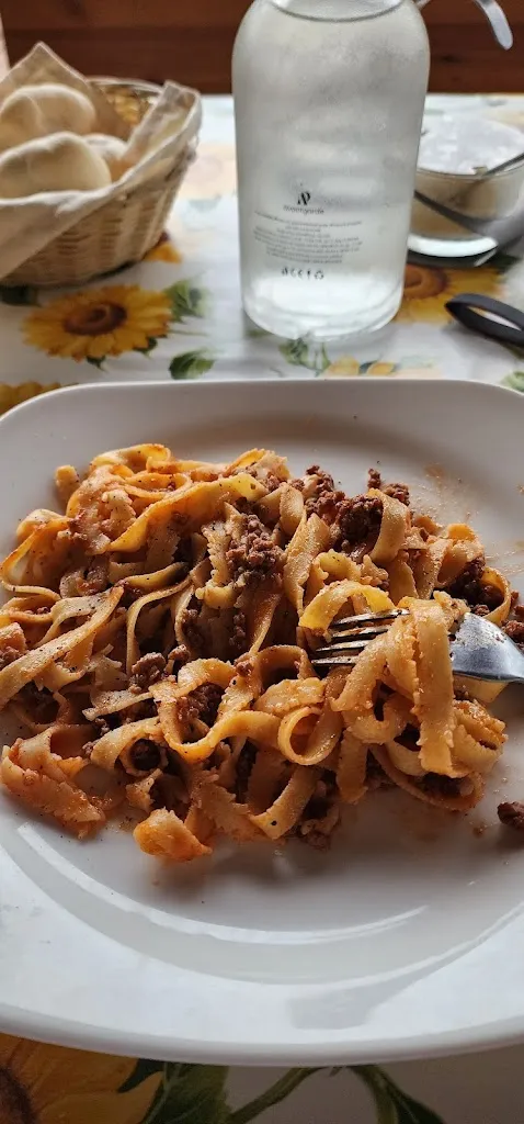 Jon Papadhimitri_Agriturismo Le Cavade_Cembra_review