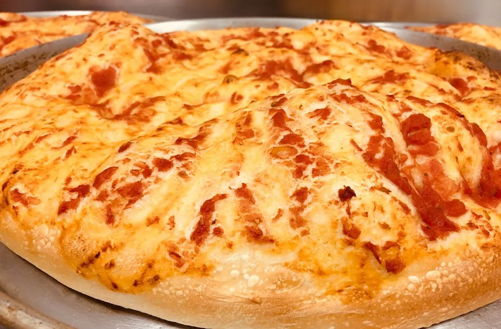 Pizza Pondy_Cembra_slider_image_2