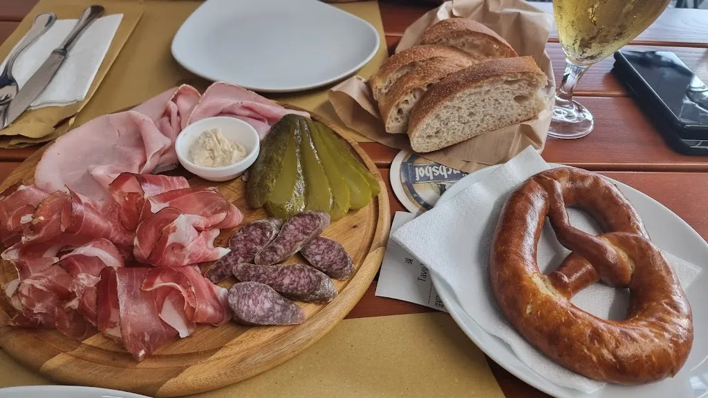 Menu_Biergarten Mönchshof Ristorante Pizzeria_Civezzano_image_2