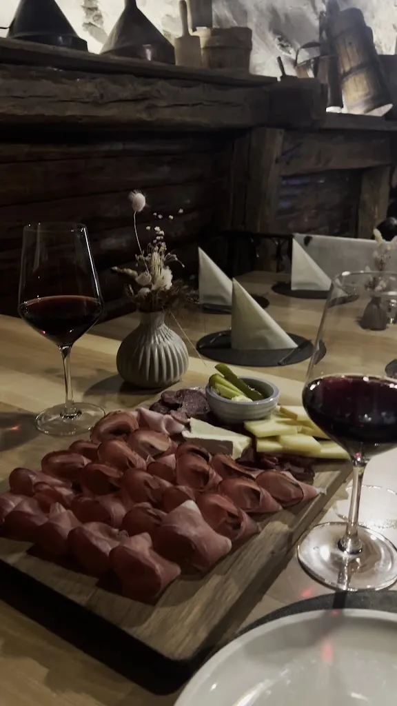 Restaurant Pizzeria Torgglkeller_Chiusa_slider_image_2