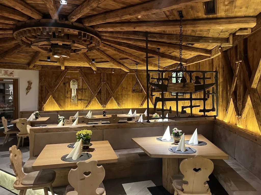 Restaurant Pizzeria Torgglkeller_Chiusa_slider_image_3