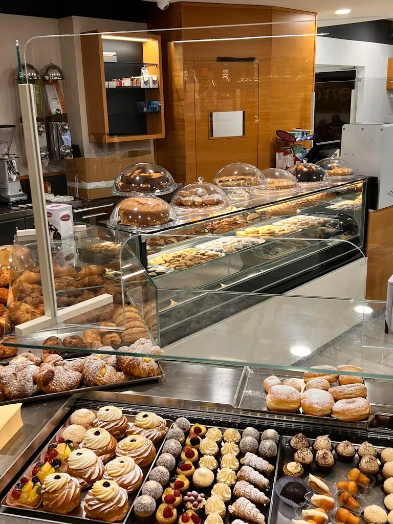 Alan_Eden Cafè Pizzeria Ristorante_Castelnuovo Vomano_review