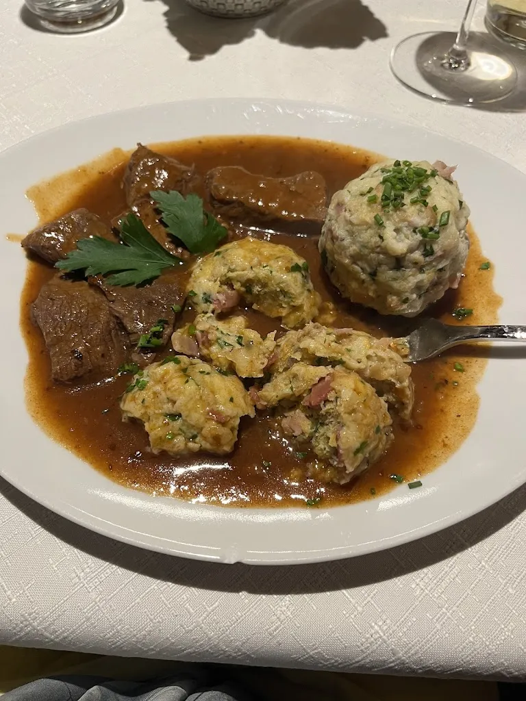 Monique Rosenau_Gasthaus Huber_Chiusa_review