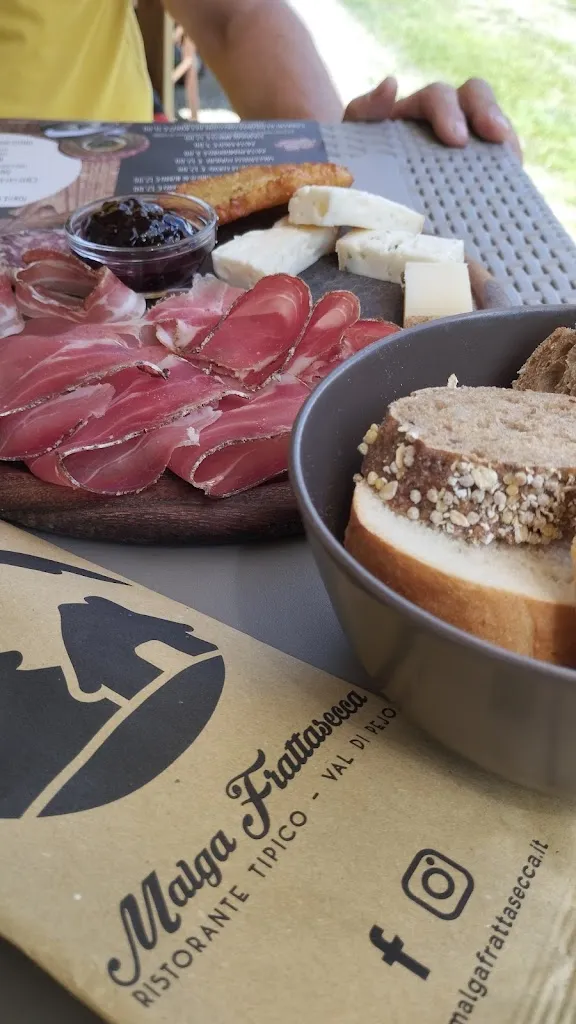 Menu_Malga Frattasecca_Cogolo_image_5