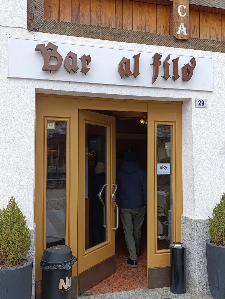 Bar Paninoteca Al Filò restaurant in Cogolo