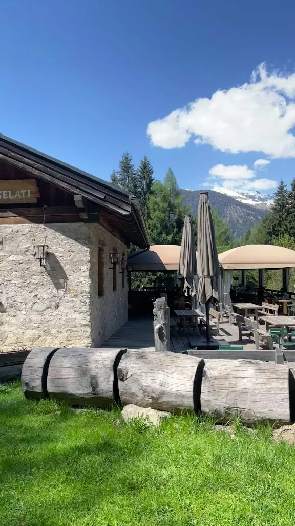 Ristorante Bar Malga Bassa_Cogolo_slider_image_2