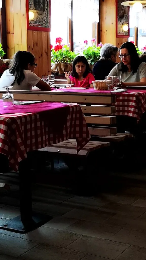 Rifugio Doss dei Cembri_Cogolo_slider_image_2