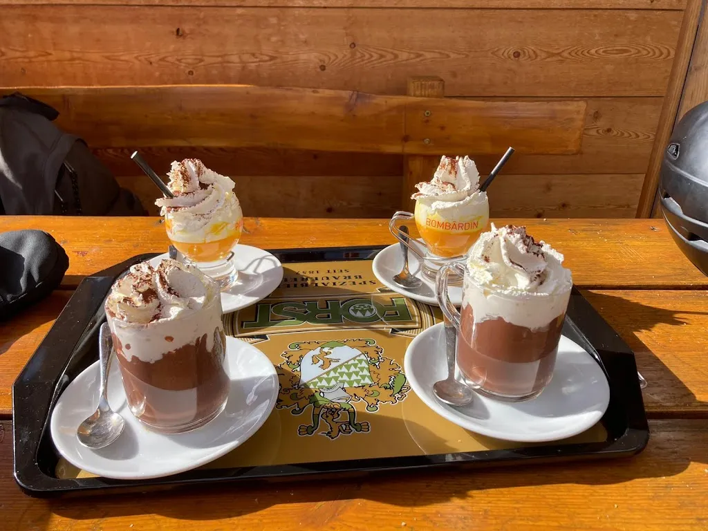 Rifugio Doss dei Cembri_Cogolo_slider_image_3