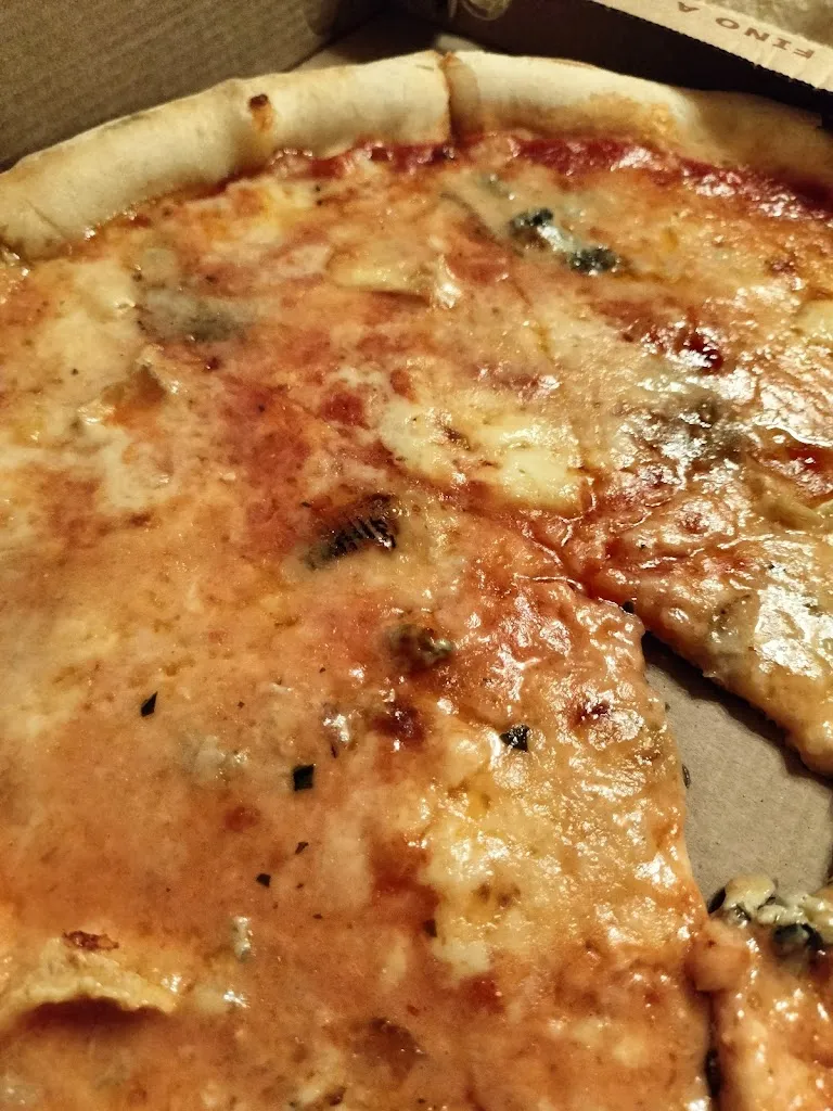 Dounia L_Pizzeria La Serena_Coredo_review