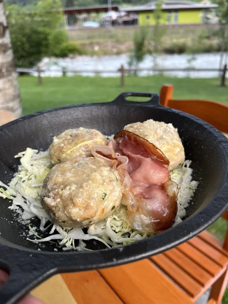 Ristorante Pizzeria Bucaneve_Commezzadura_slider_image_3