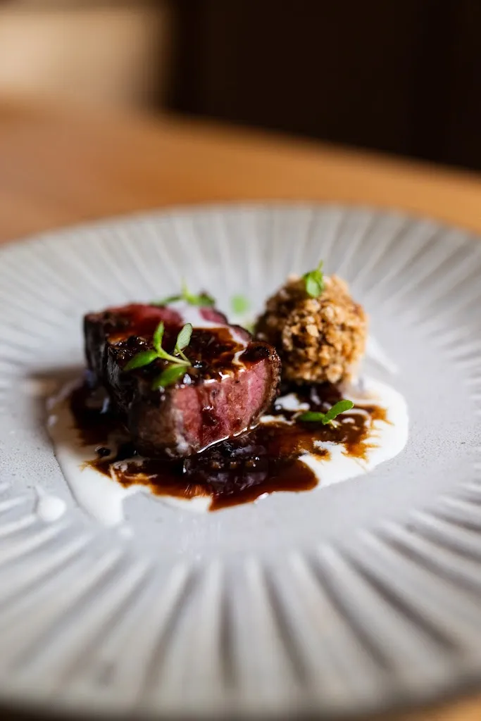 Notte - Fine Dining Restaurant_Commezzadura_slider_image_3