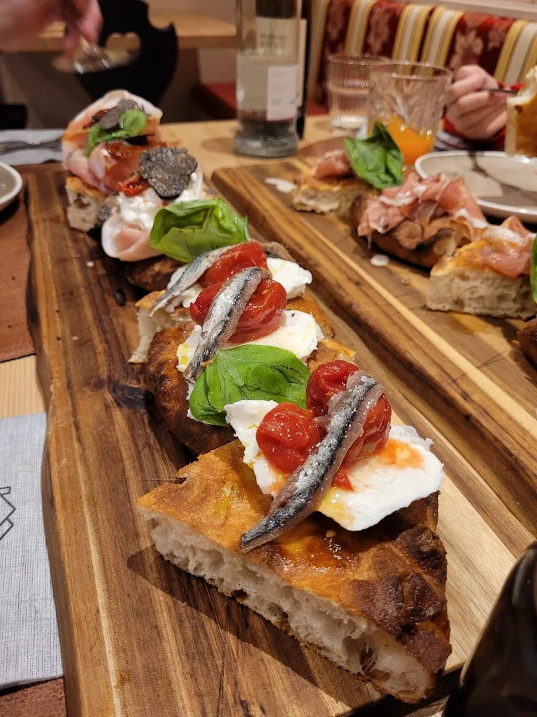 Daniel Iwaszkiewicz_La Noria Bistrot Pizza e Vino_Commezzadura_review
