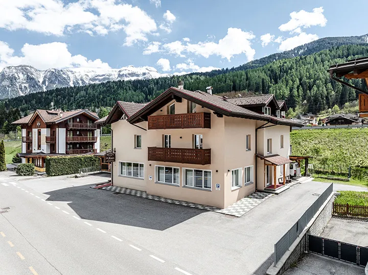 Hotel La Noria_Commezzadura_slider_image_1