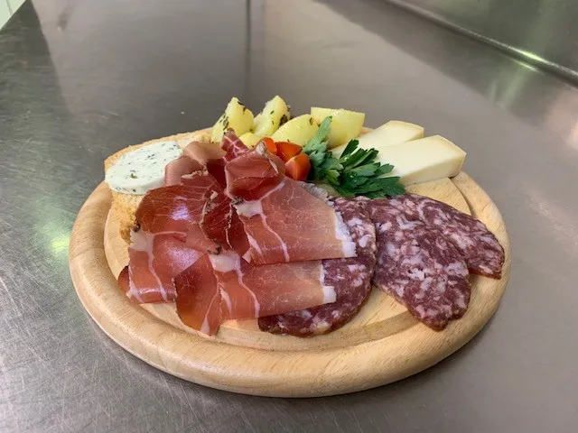 Menu_Ristorante Ski Center_Commezzadura_image_5