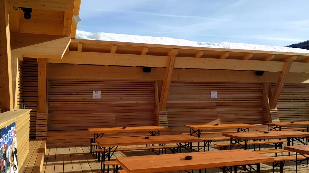 Chalet Marilleva 1400_Commezzadura_slider_image_2