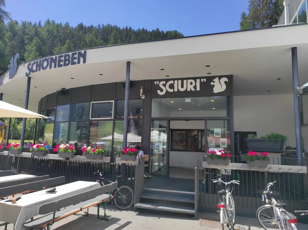 Restaurant Sciuri restaurant in Curon Venosta