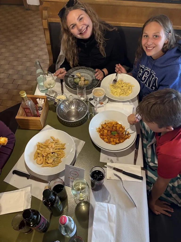 Michelle_Restaurant Pizzeria Bar Daniel_Curon Venosta_review