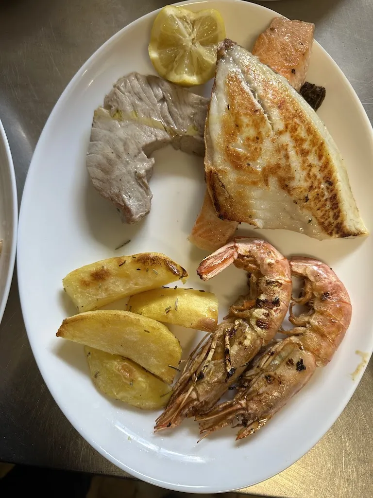 Restaurant Pizzeria Bar Daniel_Curon Venosta_slider_image_3