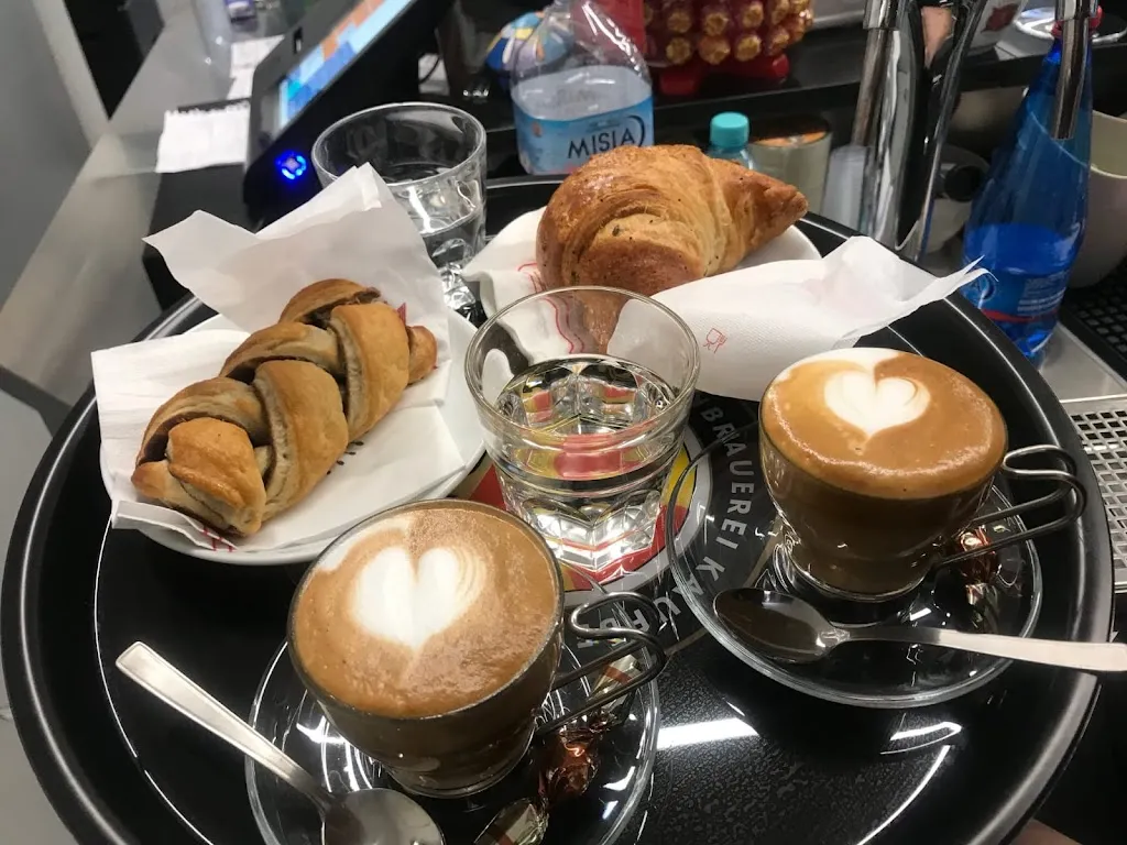 Numero 2, Castellalto - IQOS PARTNER_Castelnuovo Vomano_slider_image_2