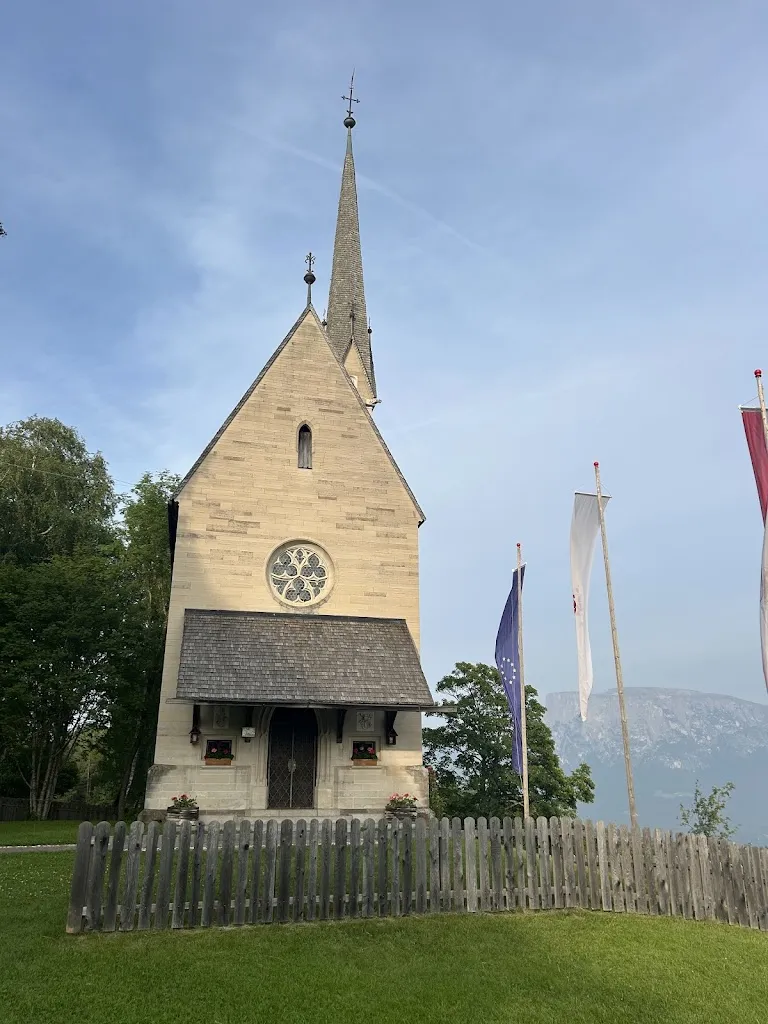 Anthony Butler_Bar Restaurant Hotel Ansitz Kematen_Collalbo_review