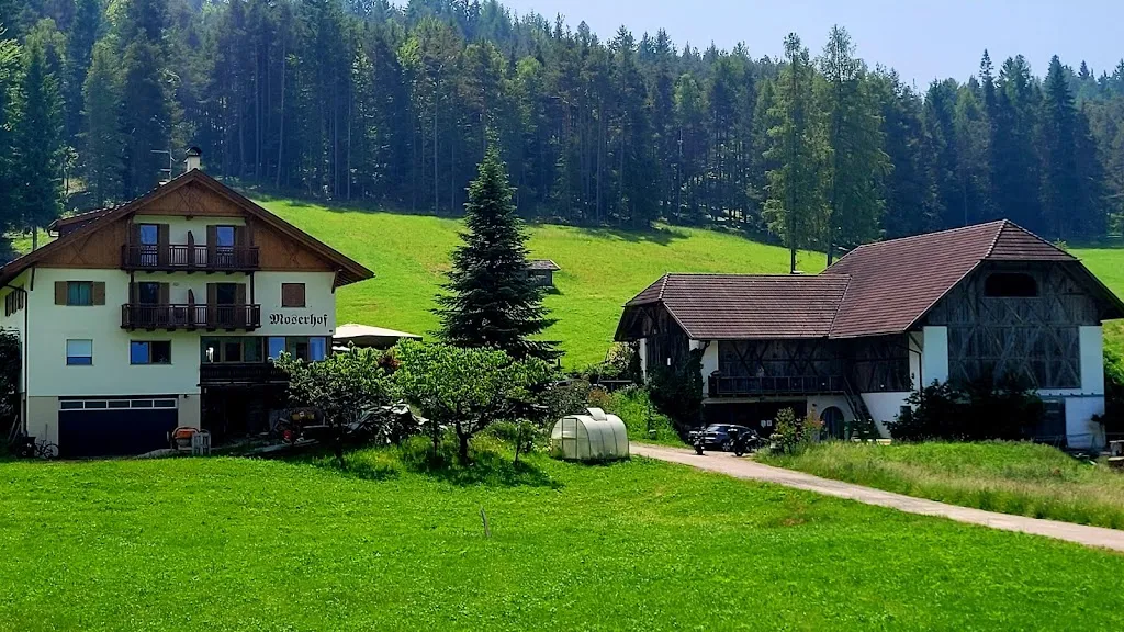 MoserHof_Collalbo_slider_image_3