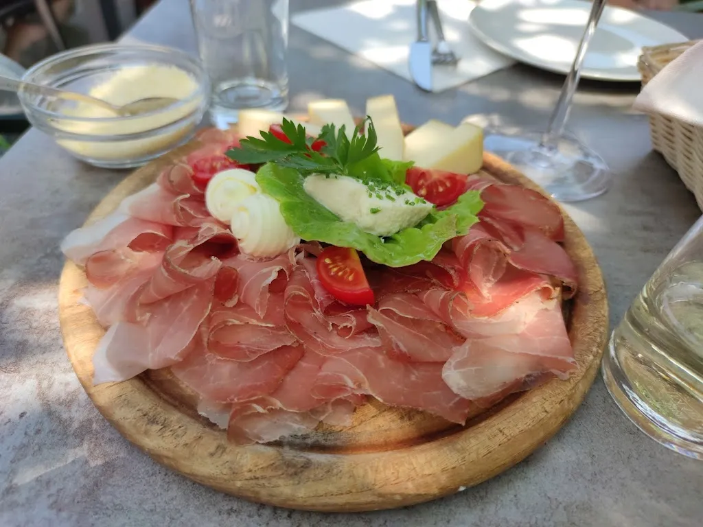 Ernesto Rizzetto_Bürgerstube Ritten_Collalbo_review