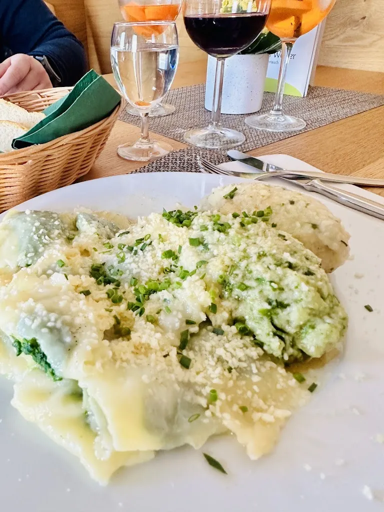 Manfred Pechlaner_Gasthaus Weber_Collalbo_review