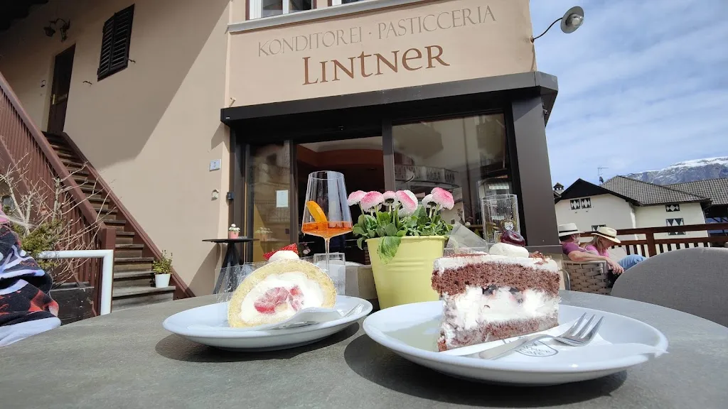 Cafe Lintner restaurant in Collalbo