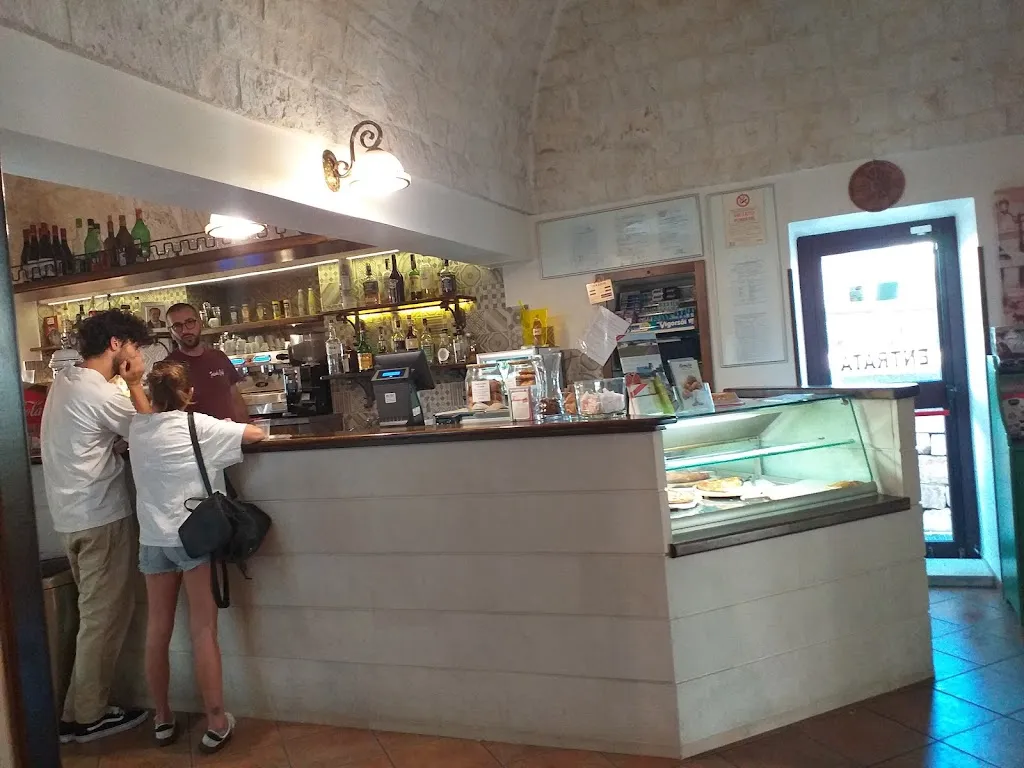 Ida Musso_Friends Caffè_Locorotondo_Bewertung