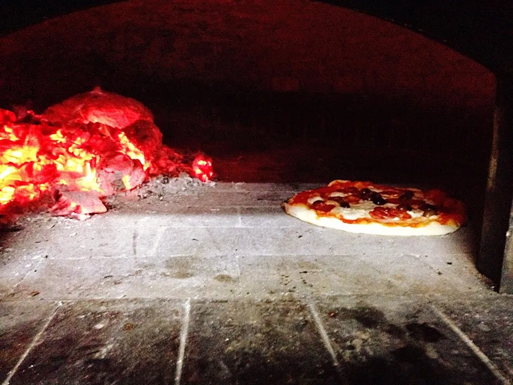 Friends Caffè_Locorotondo_slider_image_2