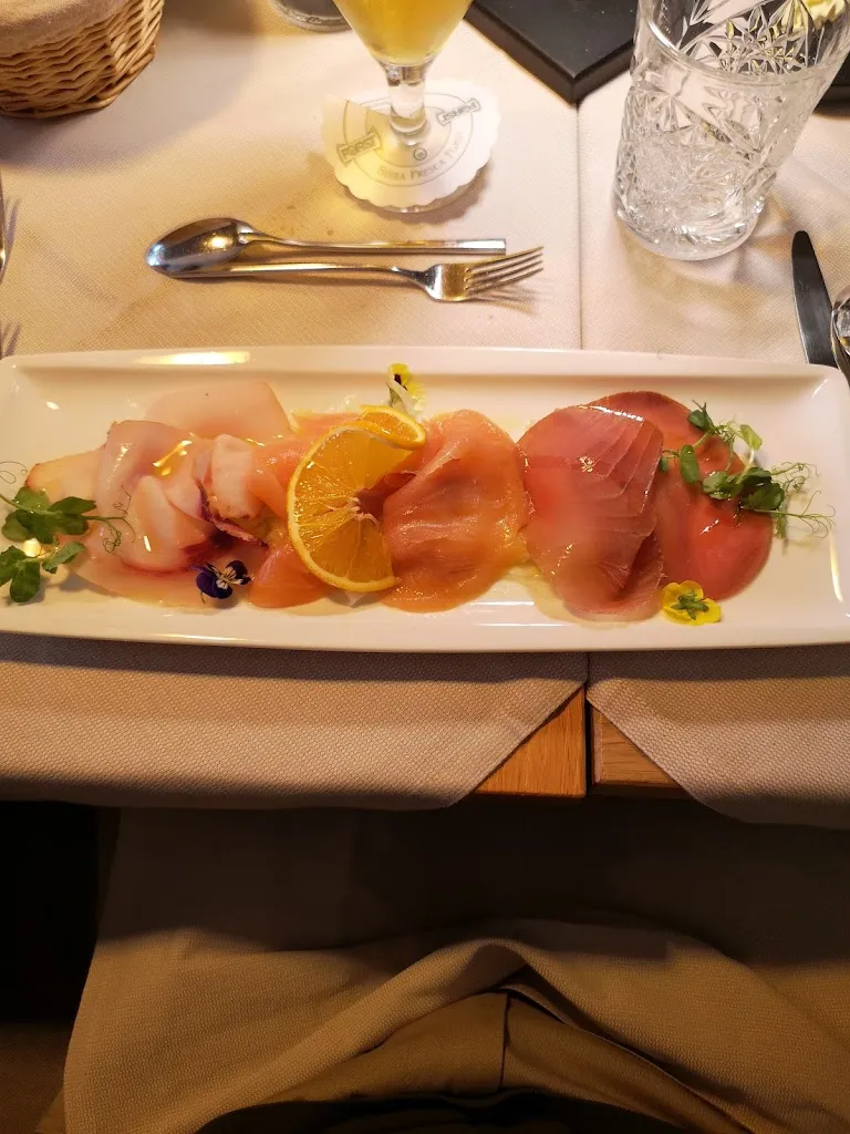 Menu_Pippos Mountain Lodge Suites, Dining & Farm_Collalbo_image_9