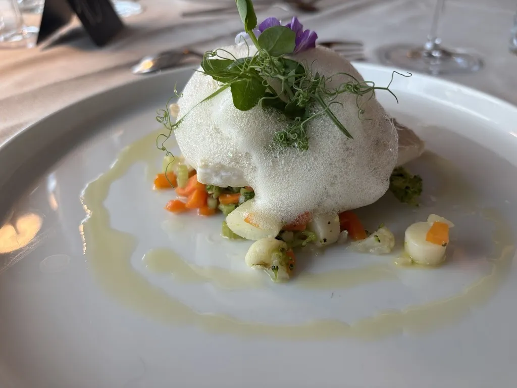 Mark O'Dell_Pippos Mountain Lodge Suites, Dining & Farm_Collalbo_review