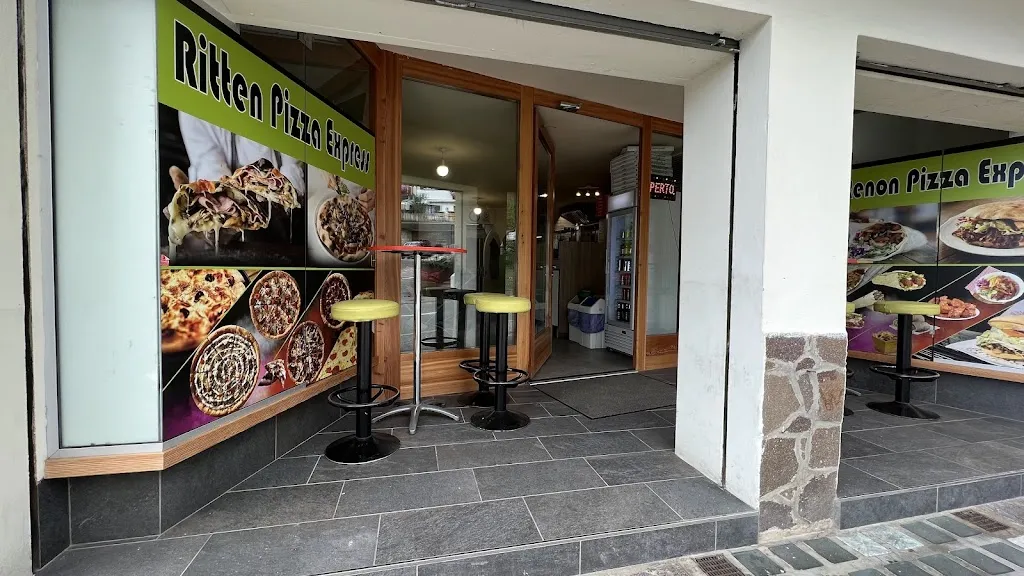 Ritten Pizza Express restaurant in Collalbo