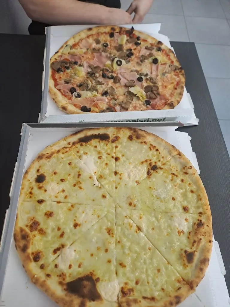 Ritten Pizza Express_Collalbo_slider_image_3