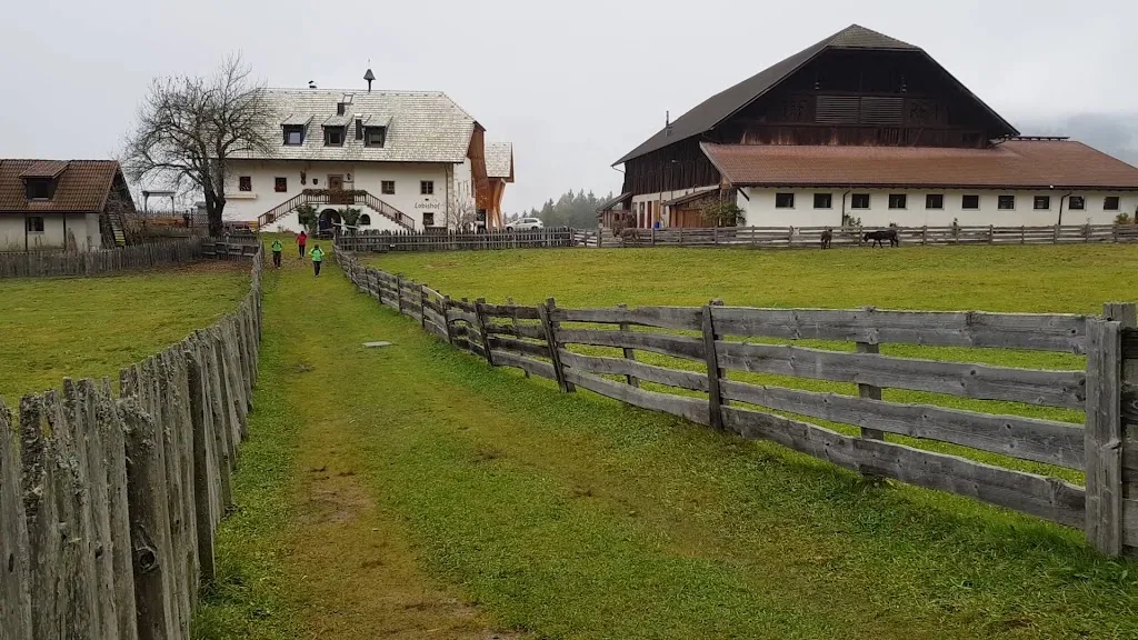 Lobishof Albergo_Collalbo_slider_image_2