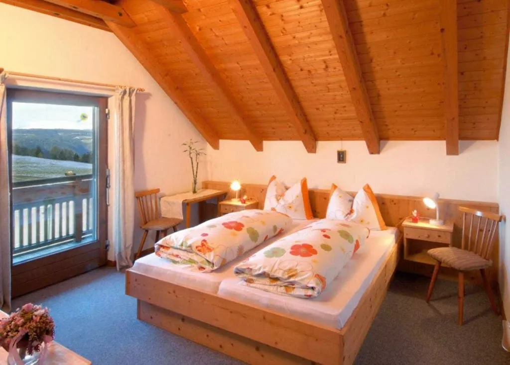 Lobishof Albergo_Collalbo_slider_image_3