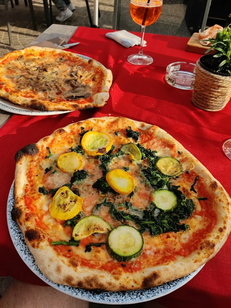 Tobias Winkelmann_Ristorante appartamenti Pitschlmann_Collalbo_review