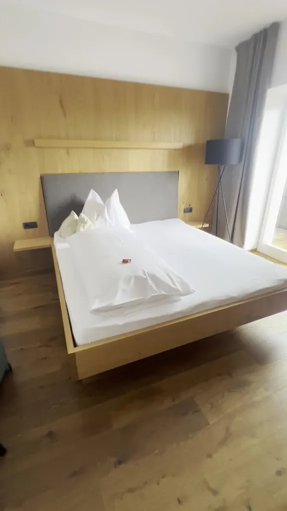 Hotel Lichtenstern restaurant in Collalbo