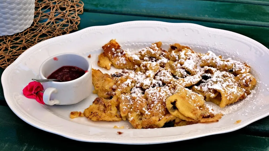 Manfred Weis_Manuela's Jausenstation_Collalbo_review