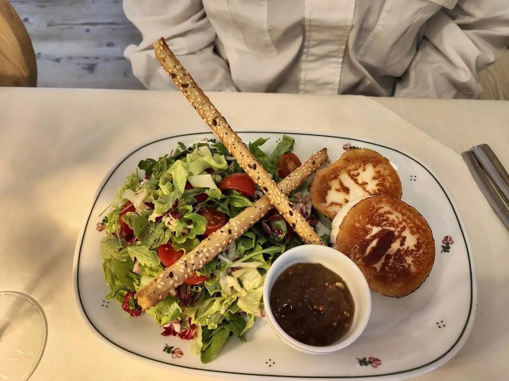 Gasthof Wunder restaurant in Collalbo