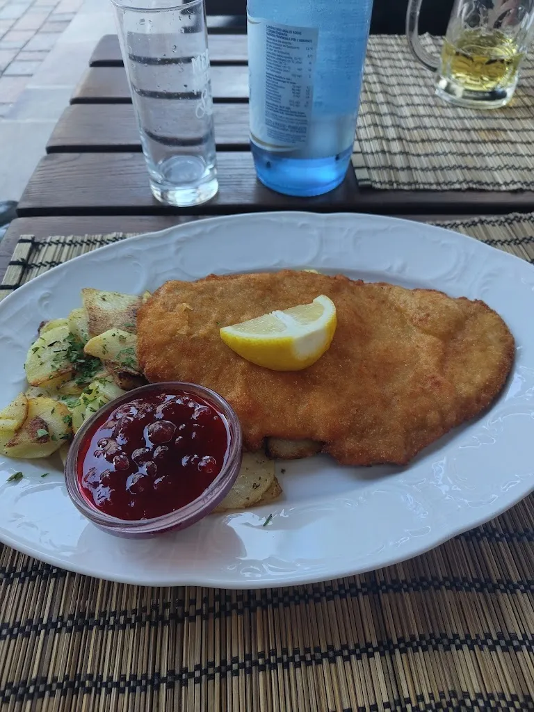 Florian Pirpamer_Gasthof Schluff_Collalbo_review