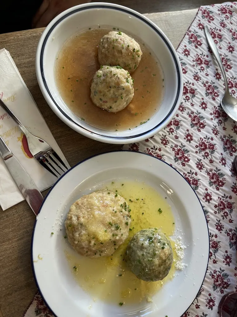 Marina Notari_Loosmann Hof Buschenschank_Collalbo_recensione