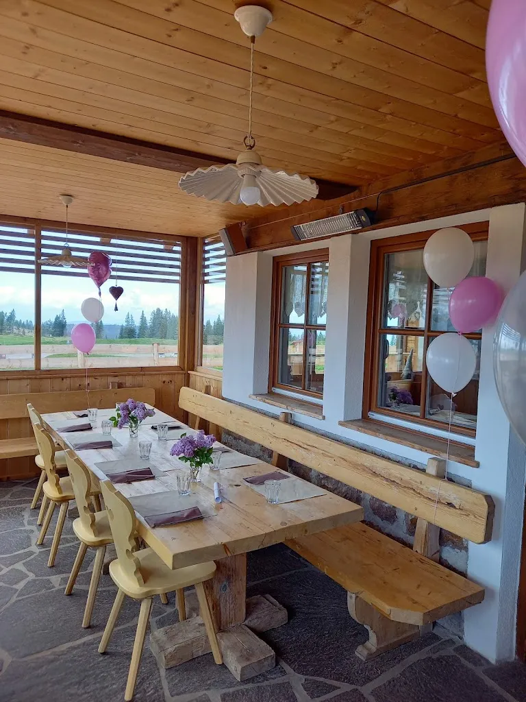 Agritur Malga Daiano restaurant in Daiano