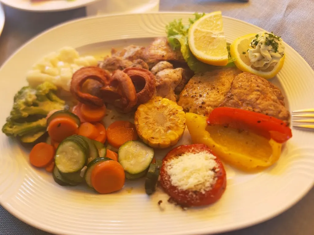 Menu_Hotel Restaurant Zum Falken_Cornaiano_image_7