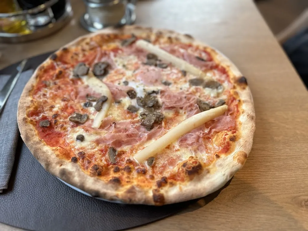 Restaurant Pizzeria Meraner_Cornaiano_slider_image_2